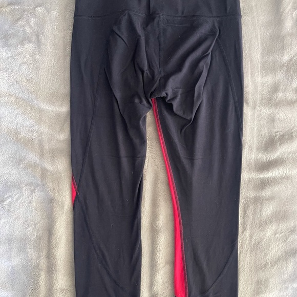 Colorblocked Athleta Capris - Picture 2 of 3